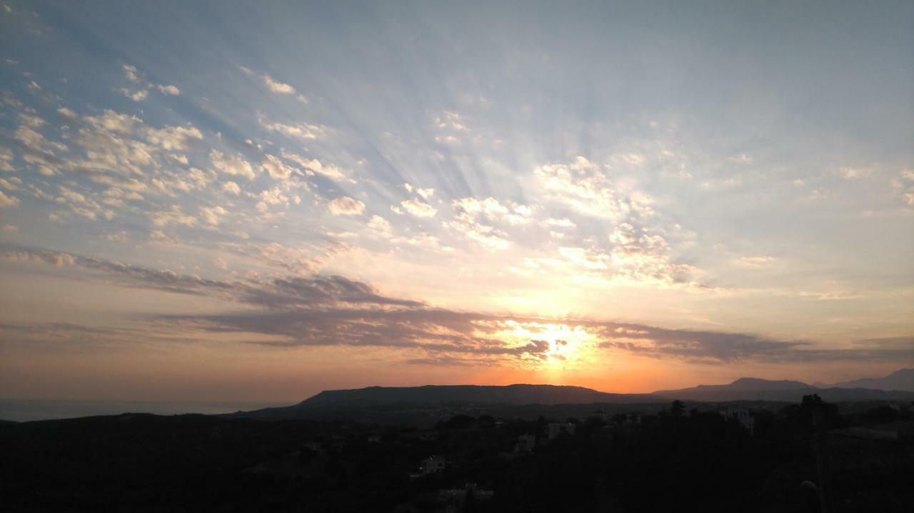 360 Panorama House - Gazing At Horizon And The Stars Of The Galaxy In The Night - Fresh Cool Breeze Most Of The Time - Just 7 Min From The Beach Kournás Esterno foto